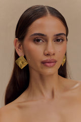 Indira Twisted Square Earrings - Gold